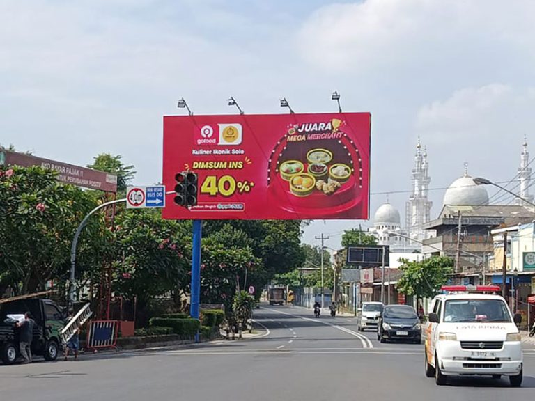 Portofolio Distrindo Jaya - Billboard GoJek