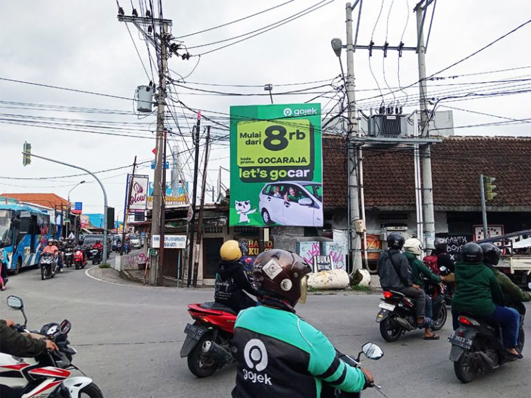 Portofolio Distrindo Jaya - Billboard GoJek