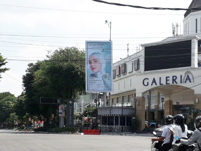 Portofolio Distrindo Jaya - Billboard Wardah